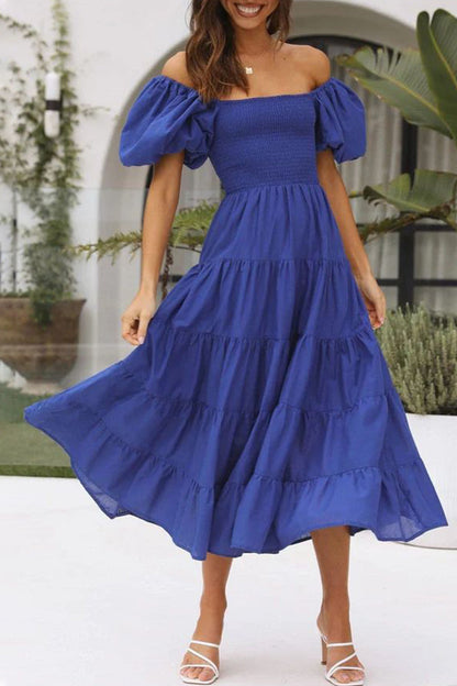 Effortlessly Elegant Dress with a Timeless Design