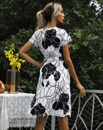 Elegantly Styled Dress for Everyday Wear