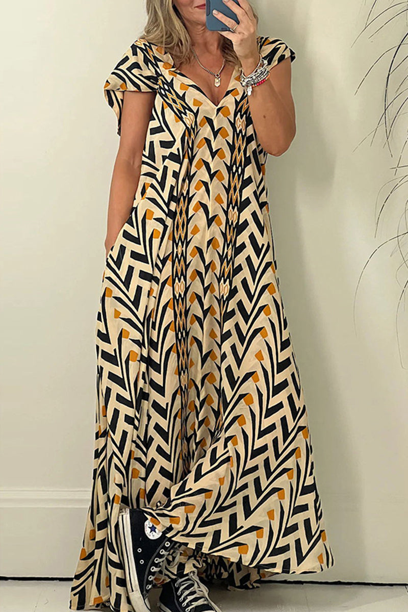 Sophisticated Dress with a Clean Classic Look
