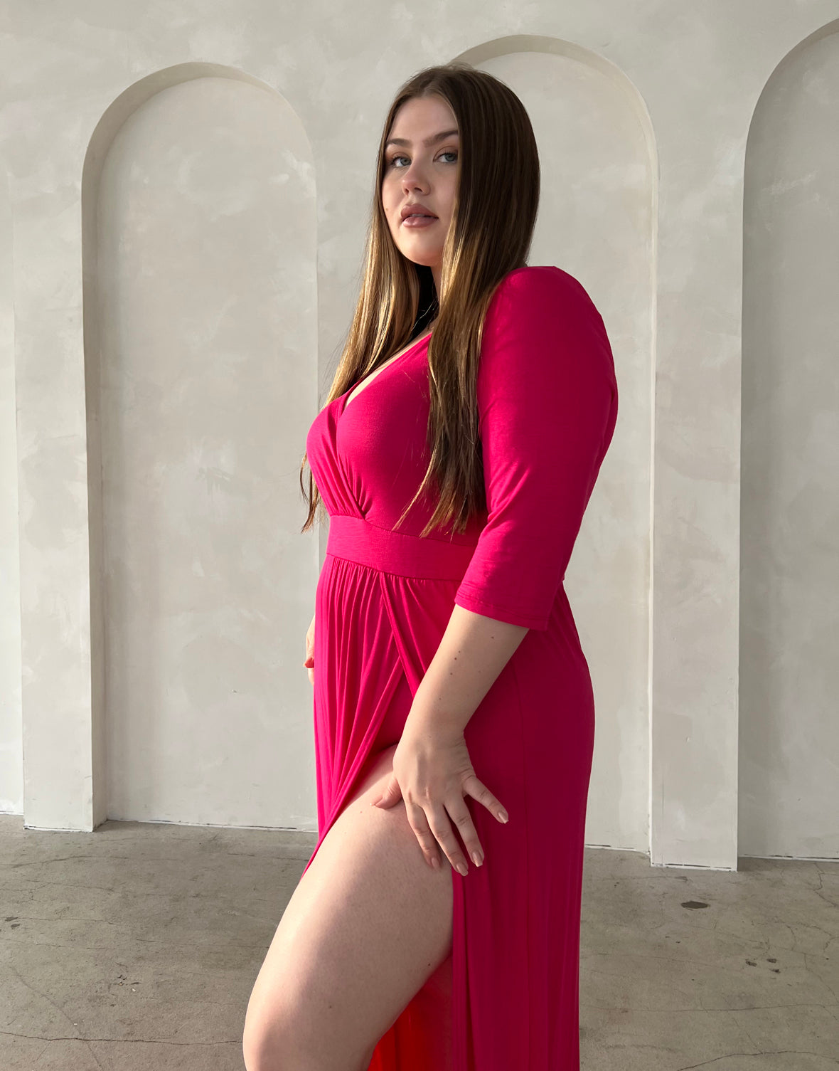 Beautifully Finished Dress in a Timeless Design