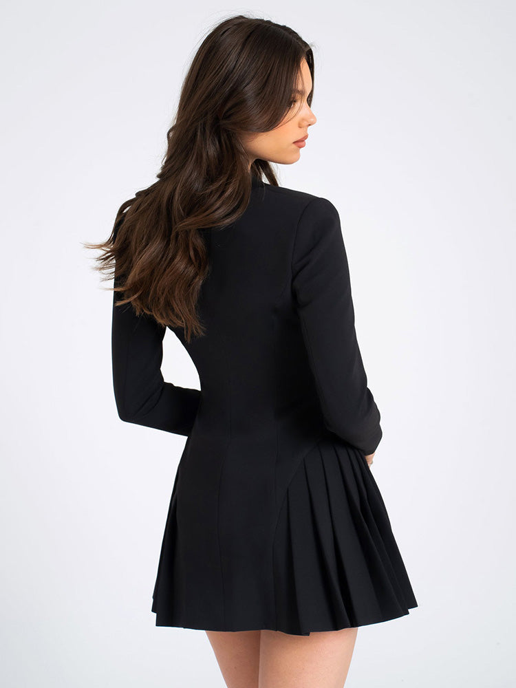 Beautifully Crafted Cardigan in a Classic Style