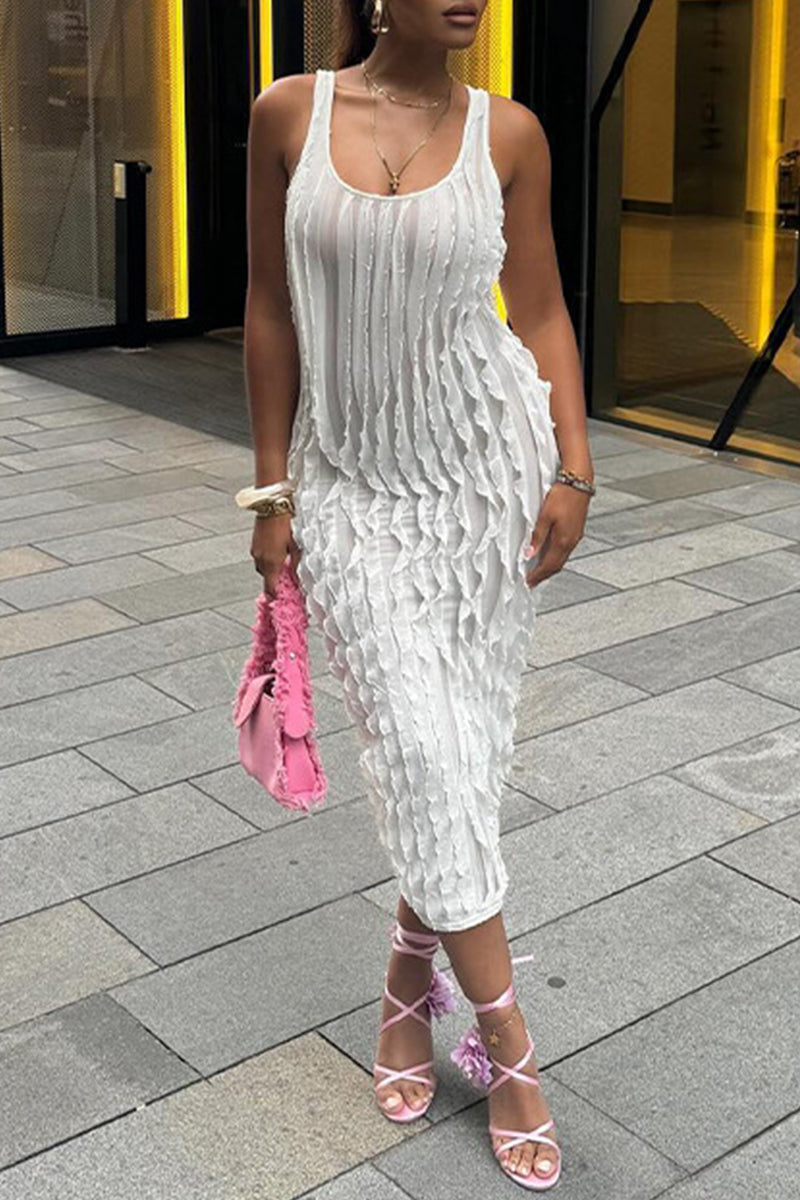 Sophisticated Dress with a Clean Classic Look