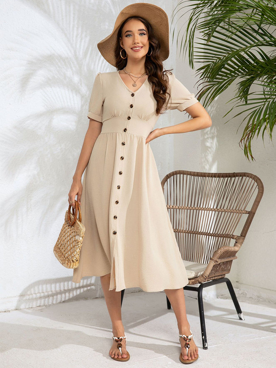Well Tailored Dress with a Graceful Silhouette