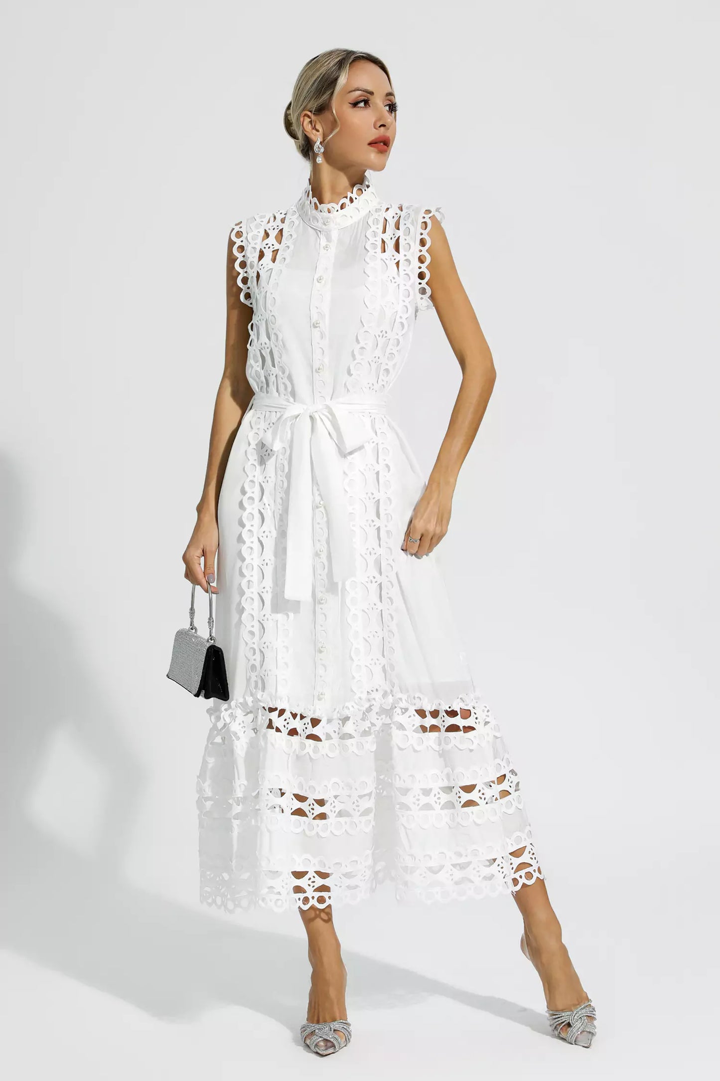 Beautifully Crafted Dress in a Classic Style
