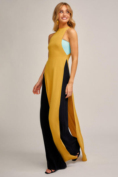 Well Tailored Garment with a Graceful Silhouette