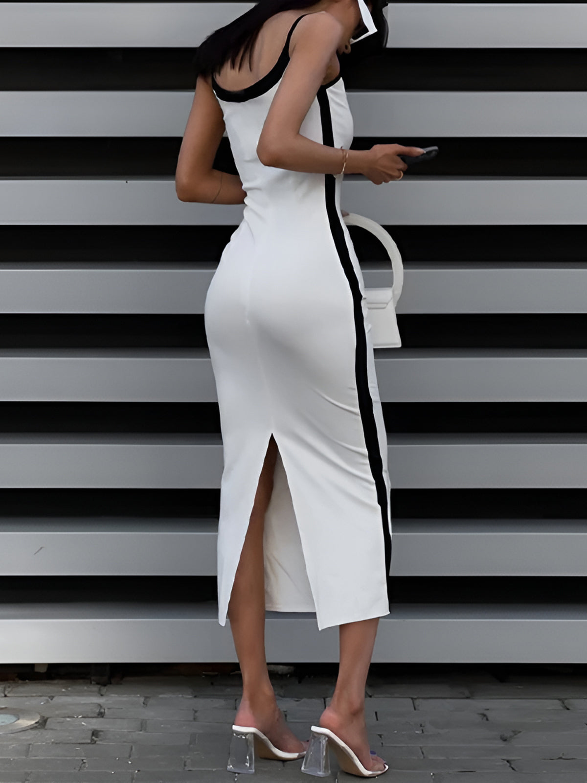 Gracefully Styled Dress for Any Occasion