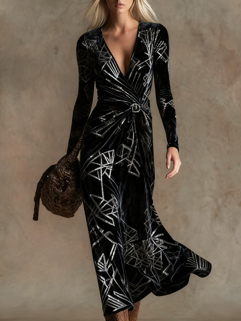 Well Tailored Dress with a Graceful Silhouette