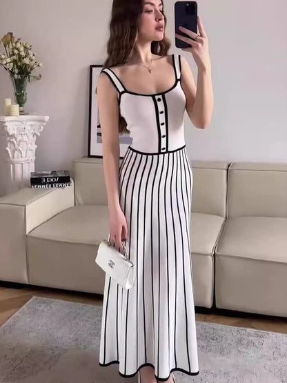 Well Tailored Dress with a Graceful Silhouette