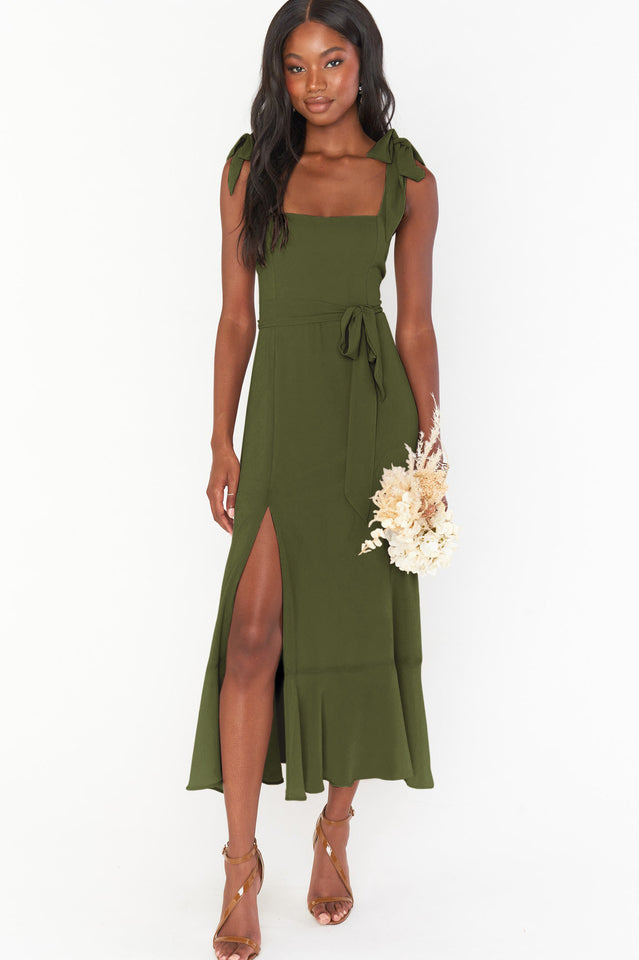 A Vintage Style Dress with Delicate Timeless Details