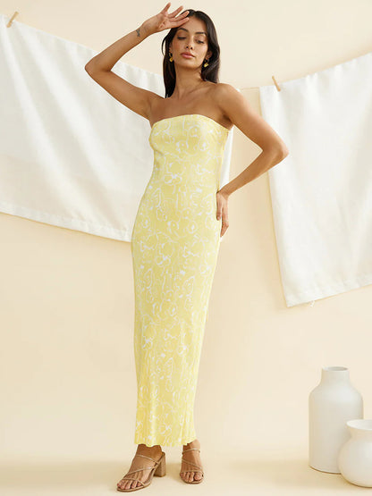 Gracefully Styled Dress for Any Occasion