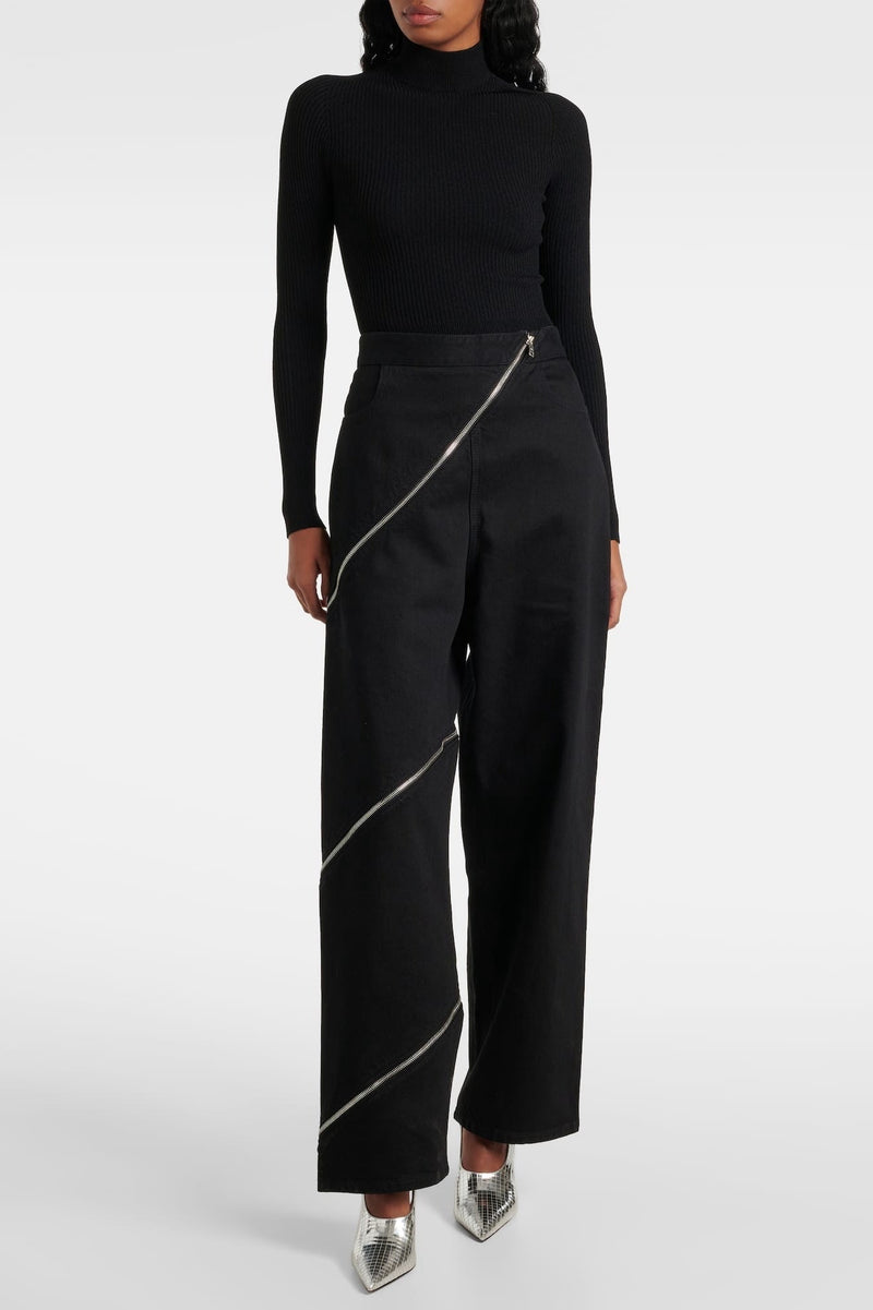 Gracefully Styled Garment for Any Occasion