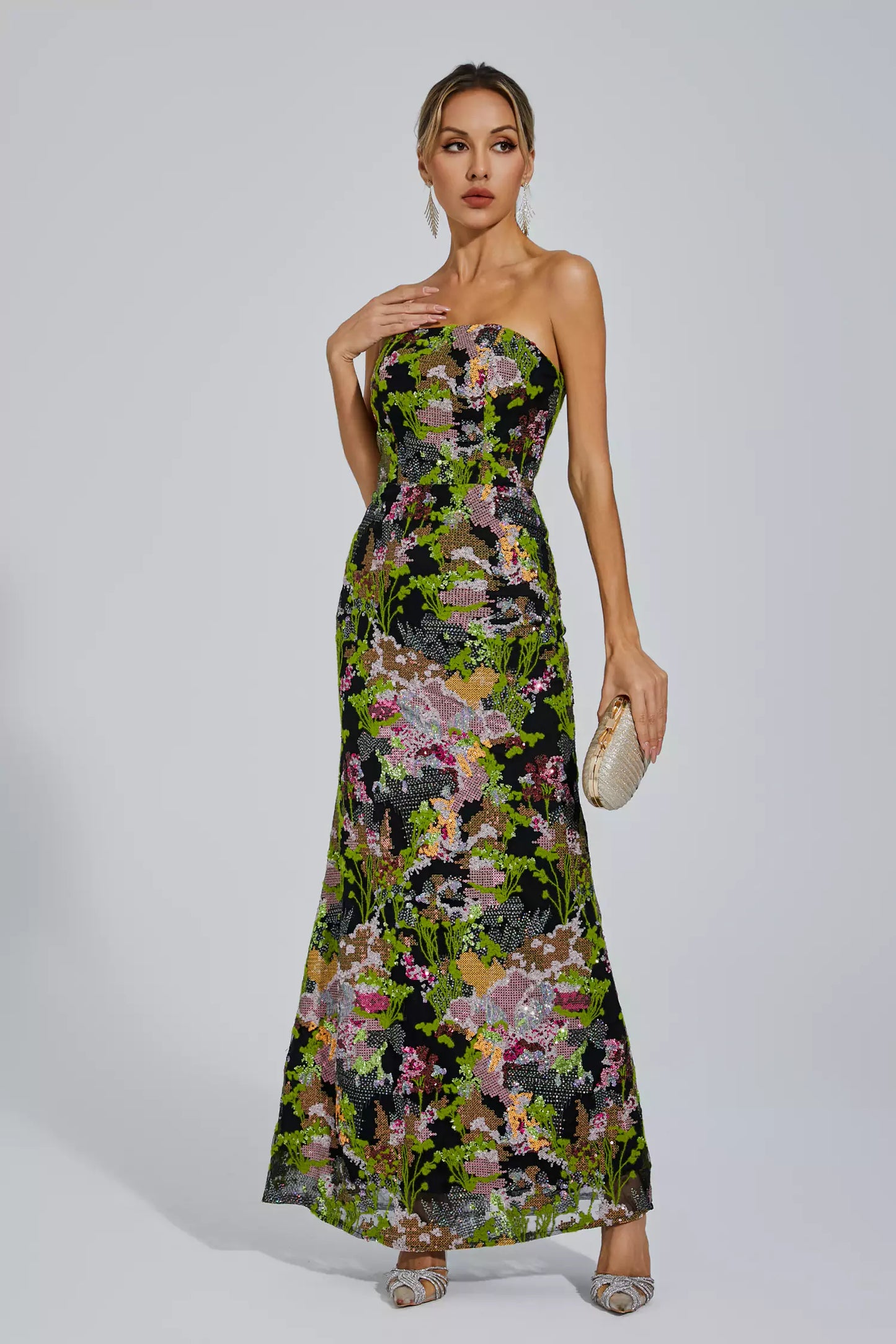 Classic Vintage & Enduringly Stylish Dress