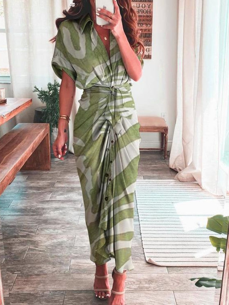 Effortlessly Elegant Dress with a Timeless Design