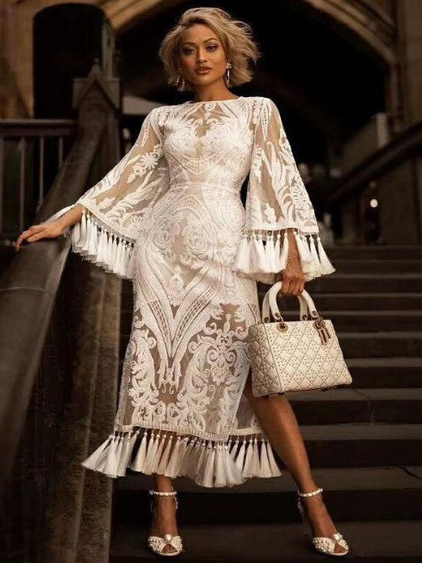 Gracefully Styled Dress for Any Occasion