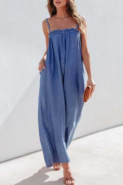 Well Tailored Garment with a Graceful Silhouette
