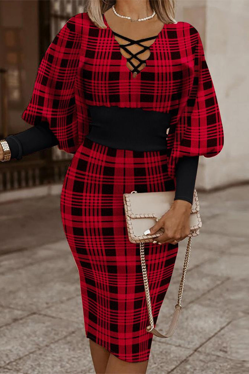 Well Tailored Dress with a Graceful Silhouette