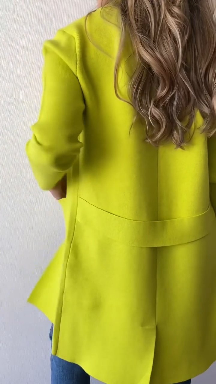 Elegantly Styled Cardigan for Everyday Wear