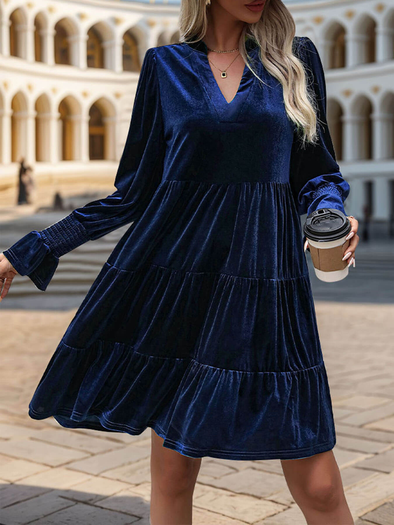 Well Tailored Dress with a Graceful Silhouette