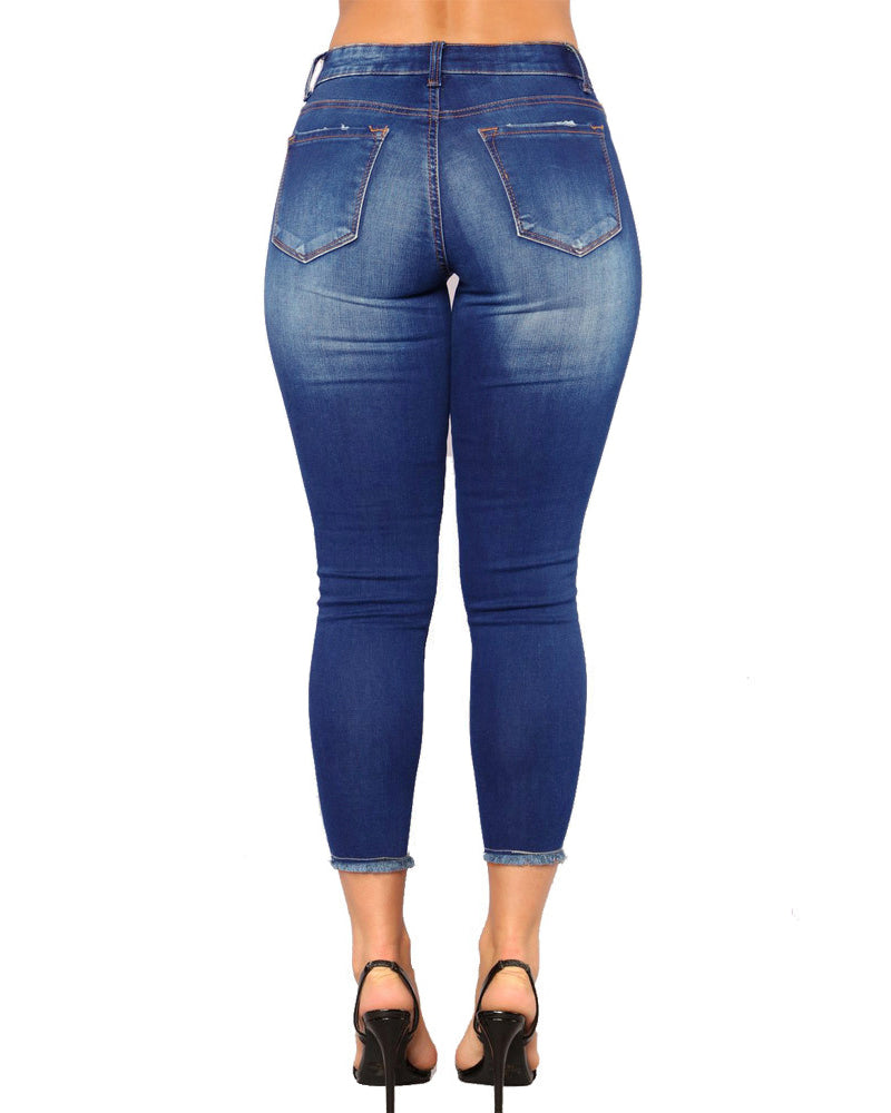 Elegantly Styled Pants for Everyday Wear