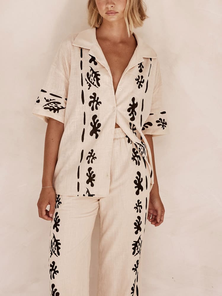 Gracefully Styled Pants for Any Occasion