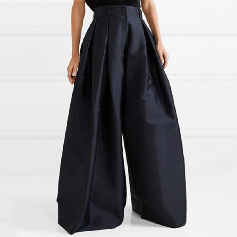 Effortlessly Elegant Pants with a Timeless Design