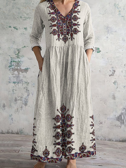 Effortlessly Elegant Dress with a Timeless Design