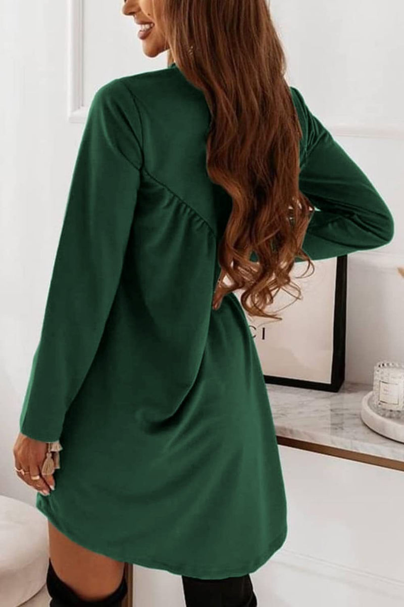 Well Tailored Dress with a Graceful Silhouette