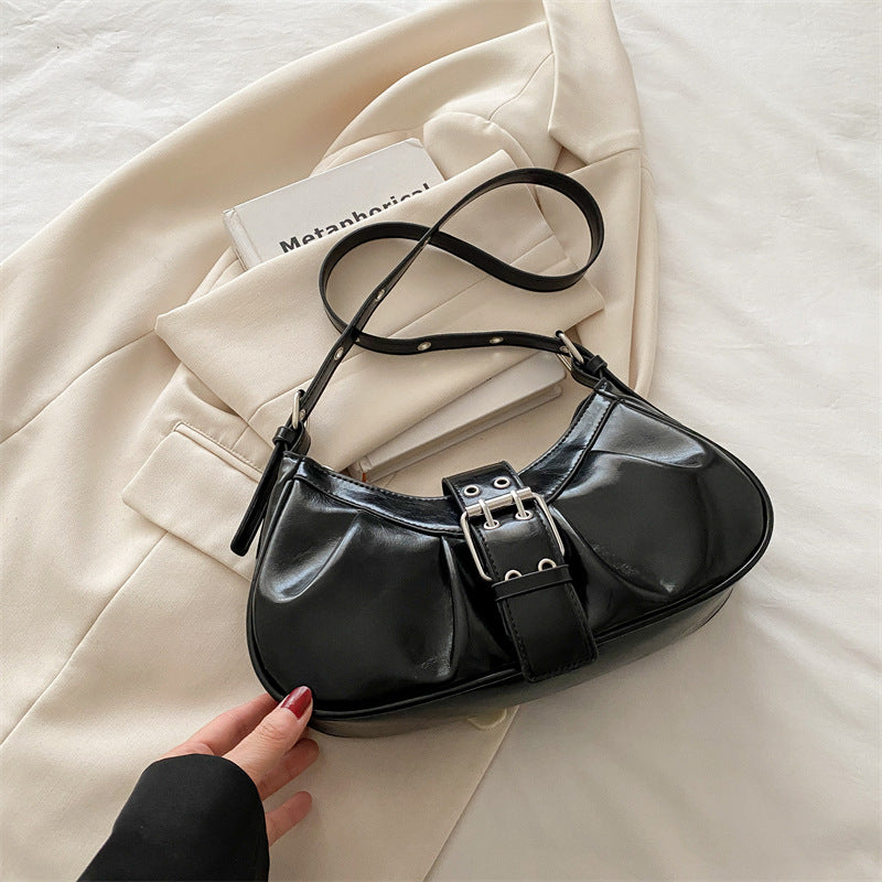 Classic Vintage Bag with a Flattering Fit