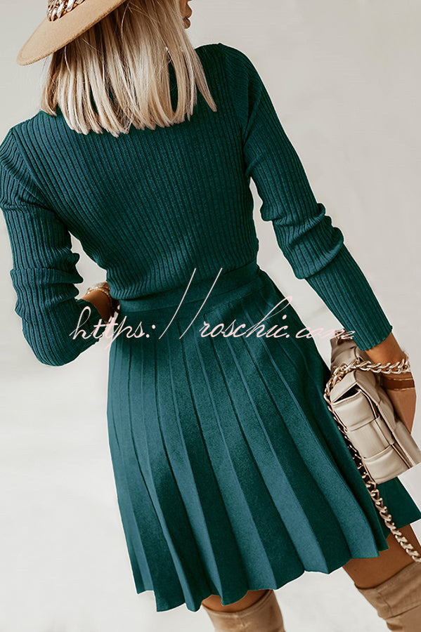 Sophisticated Dress with a Clean Classic Look