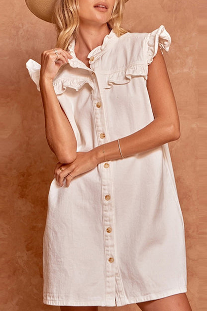 Effortlessly Elegant Dress with a Timeless Design