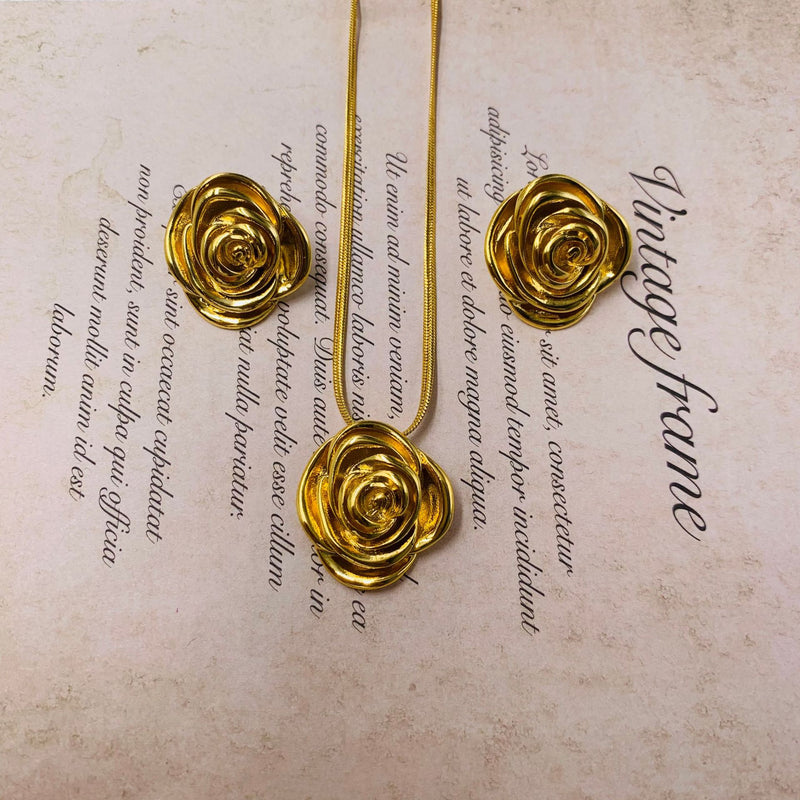 Stunning Necklace for Daily Wear