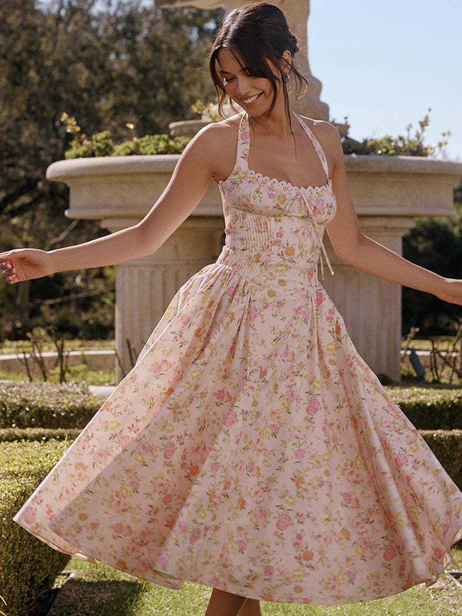 Classic Vintage & Enduringly Stylish Dress