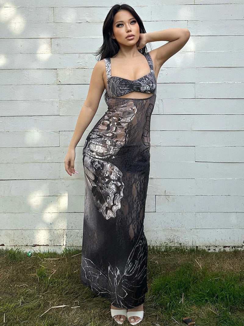 Gracefully Styled Dress for Any Occasion
