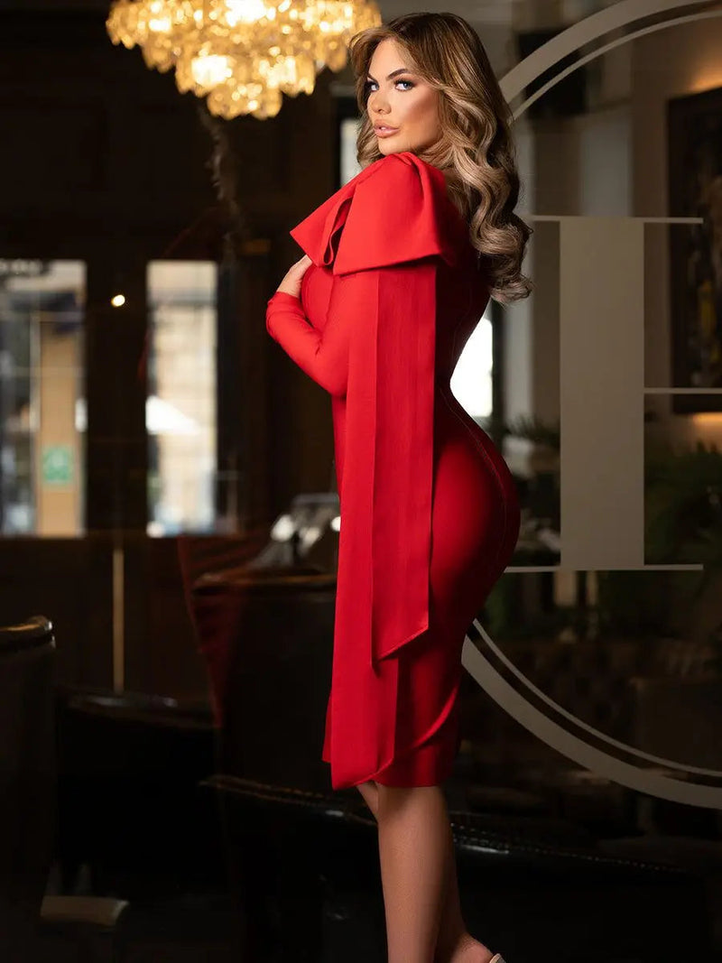 Gracefully Styled Dress for Any Occasion