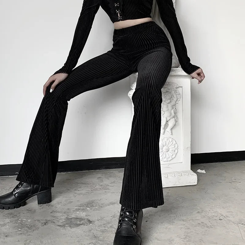 Beautifully Finished Pants in a Timeless Design
