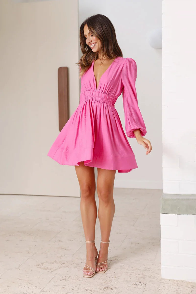 Classic Vintage & Enduringly Stylish Dress