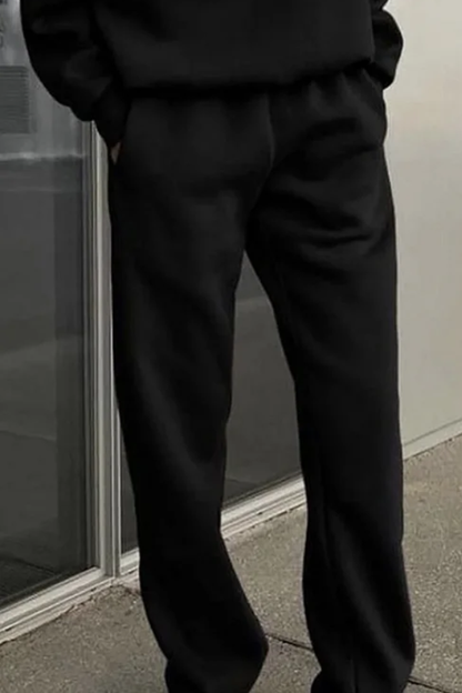 Sophisticated Trousers with a Clean Classic Look