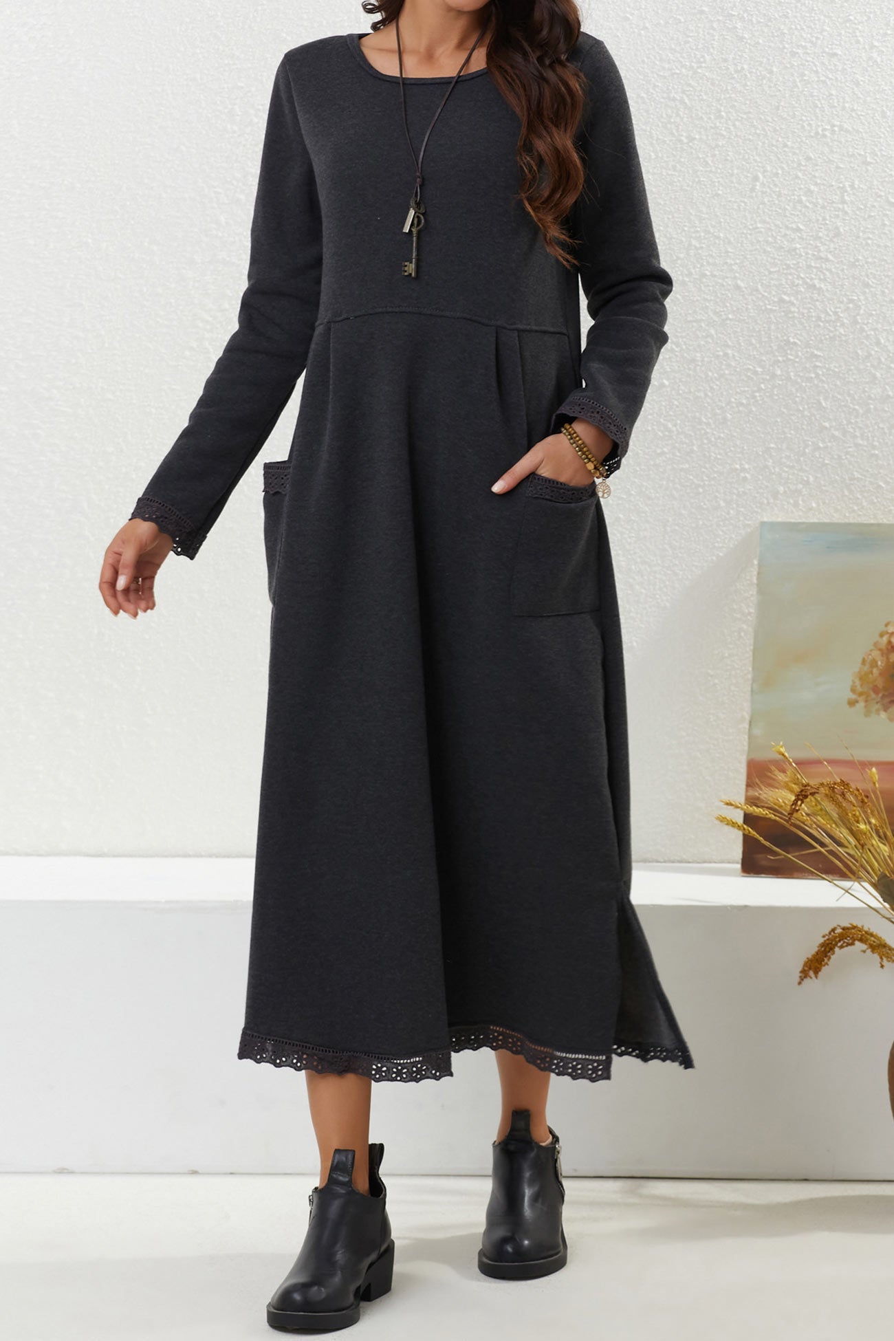 Sophisticated Dress with a Clean Classic Look