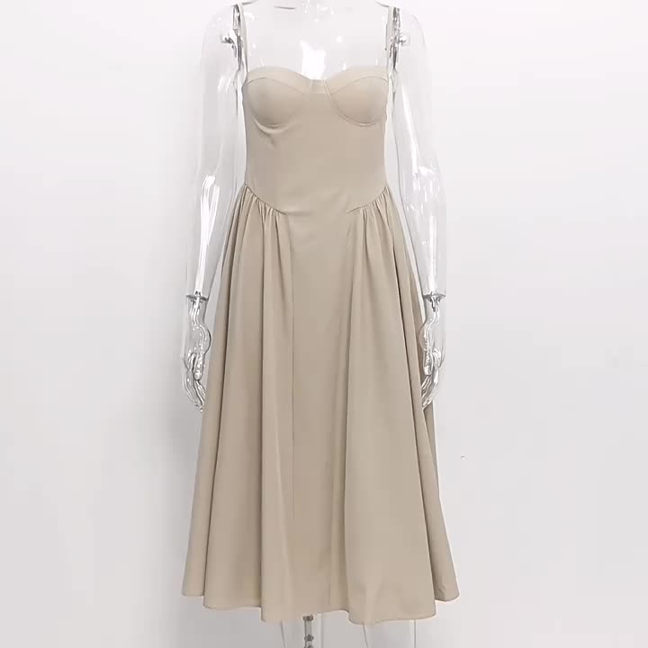 Classic Vintage & Enduringly Stylish Dress