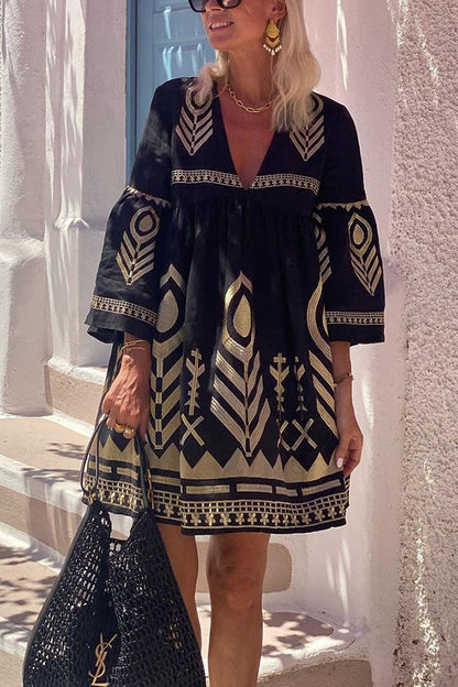 Gracefully Styled Dress for Any Occasion