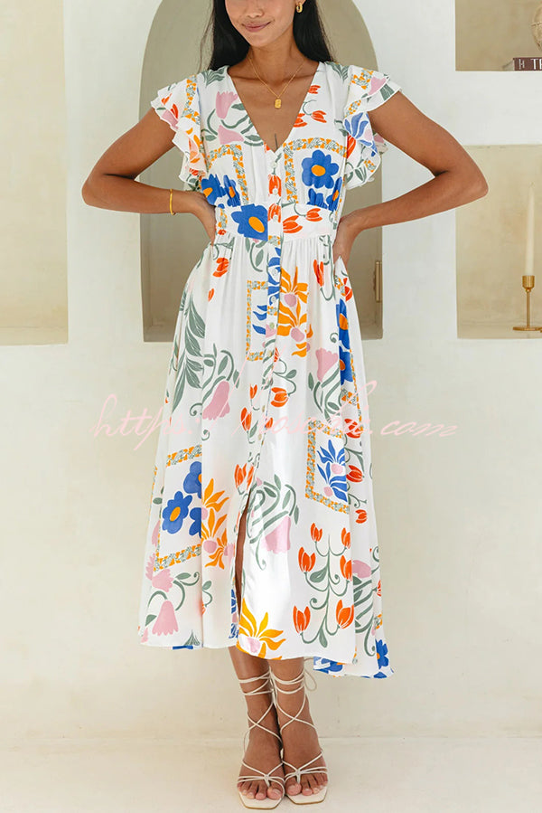 Beautifully Finished Dress in a Timeless Design