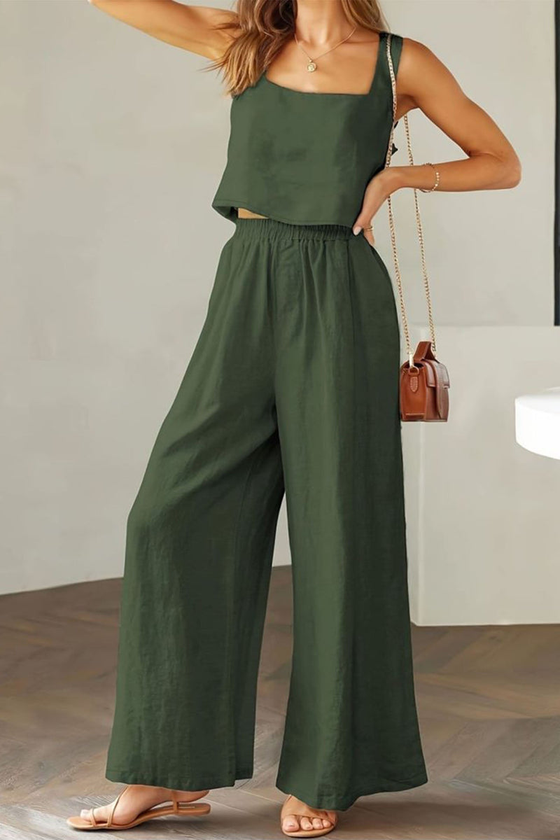 Well Tailored Pants with a Graceful Silhouette