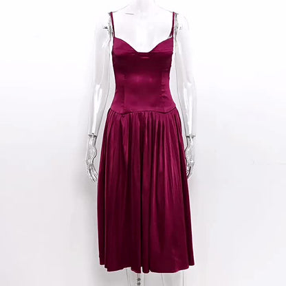 Classic Vintage Dress with a Flattering Fit