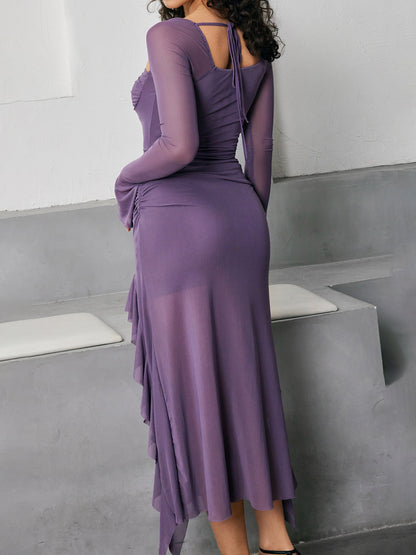 Effortlessly Elegant Dress with a Timeless Design