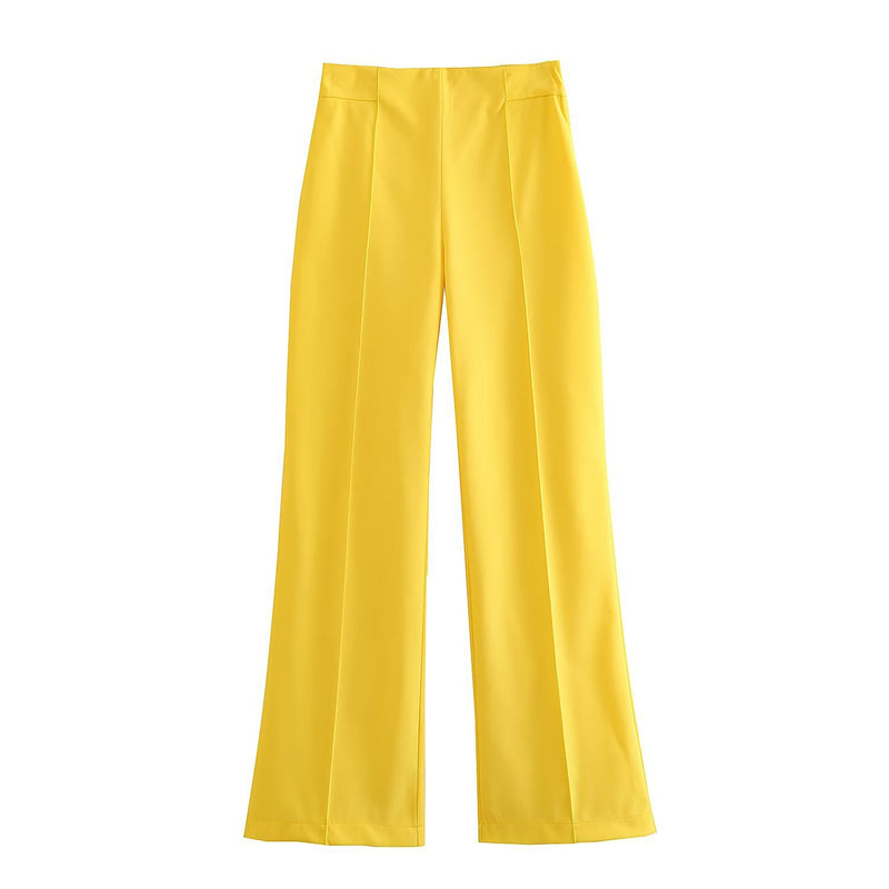 Effortlessly Elegant Pants with a Timeless Design