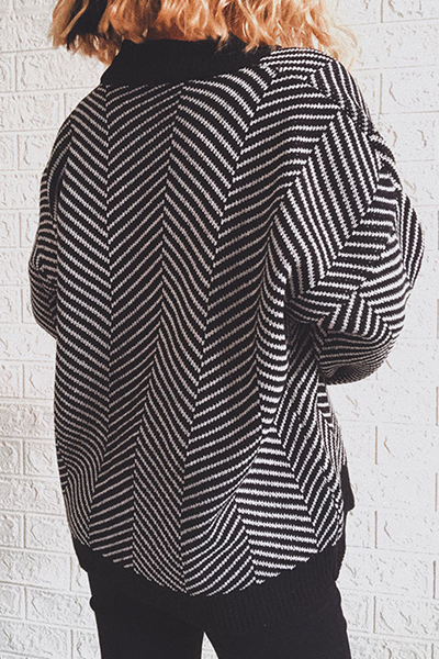 Beautifully Finished Sweater in a Timeless Design