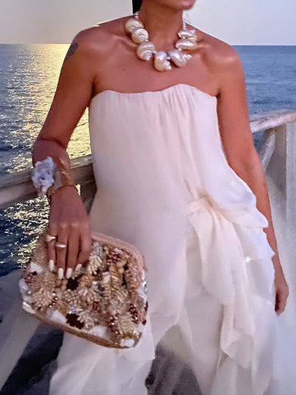 Effortlessly Elegant Garment with a Timeless Design