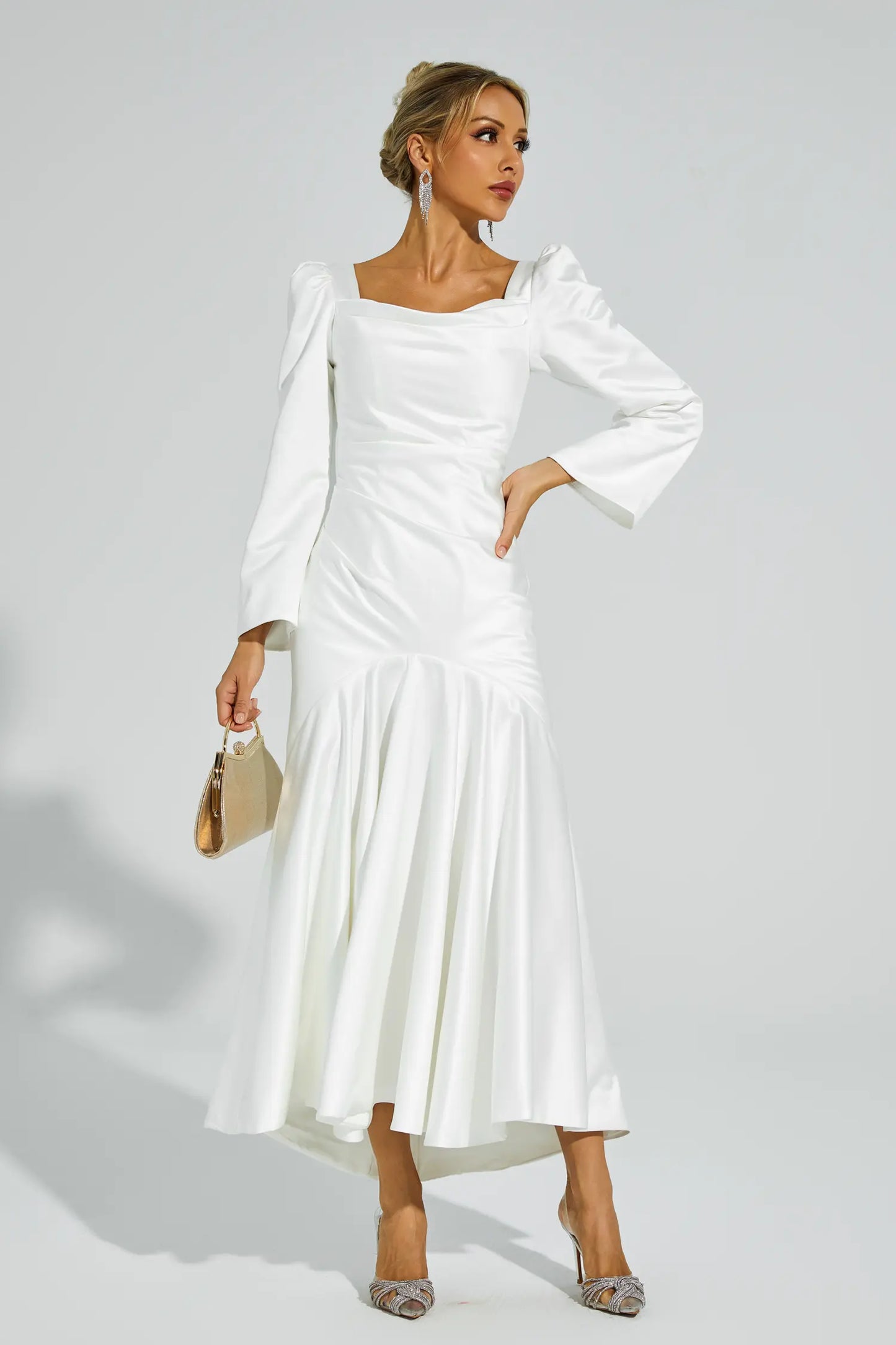 Sophisticated Dress with a Clean Classic Look