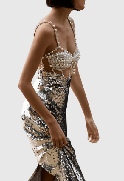 Classic Vintage & Enduringly Stylish Dress