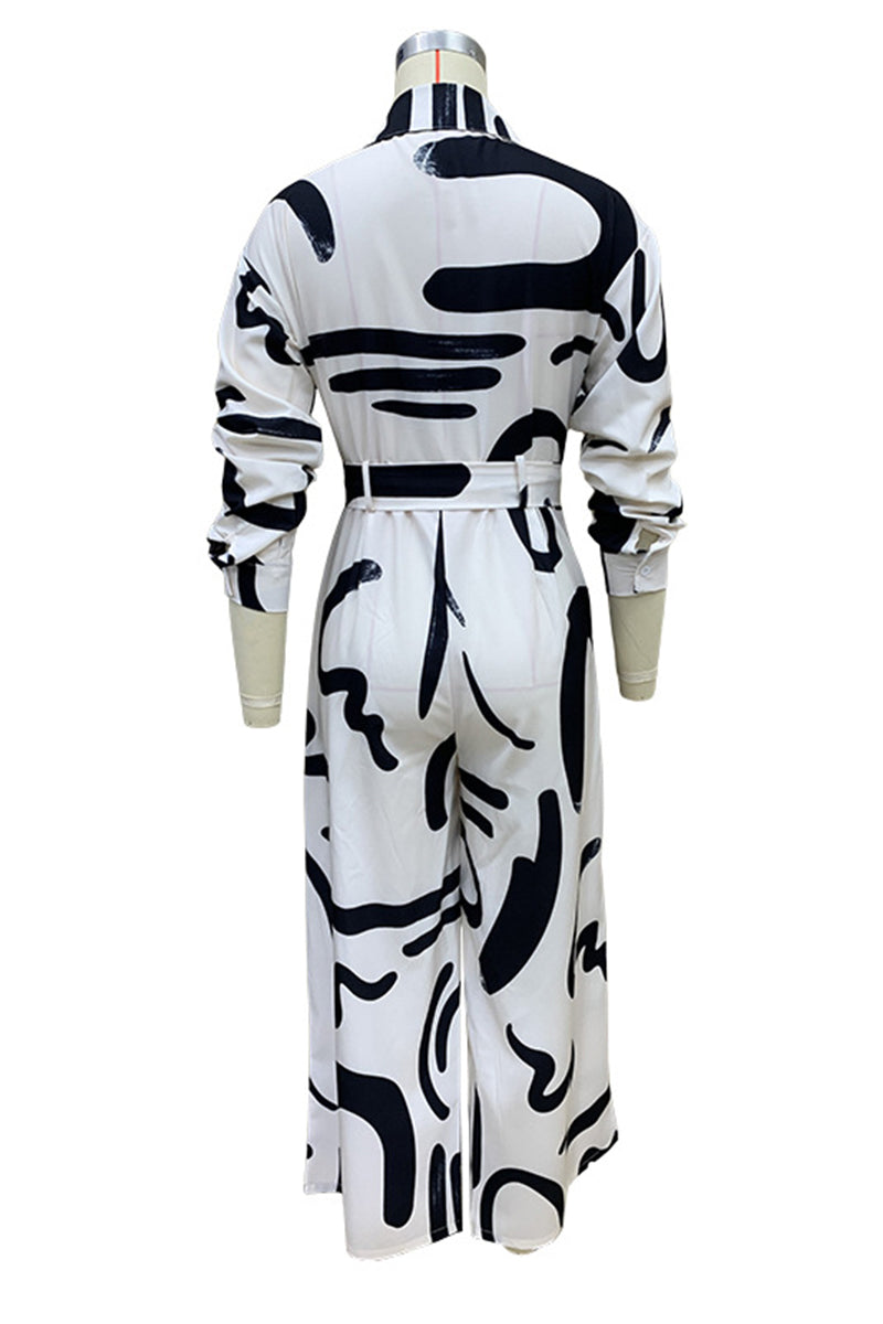 Effortlessly Elegant Garment with a Timeless Design